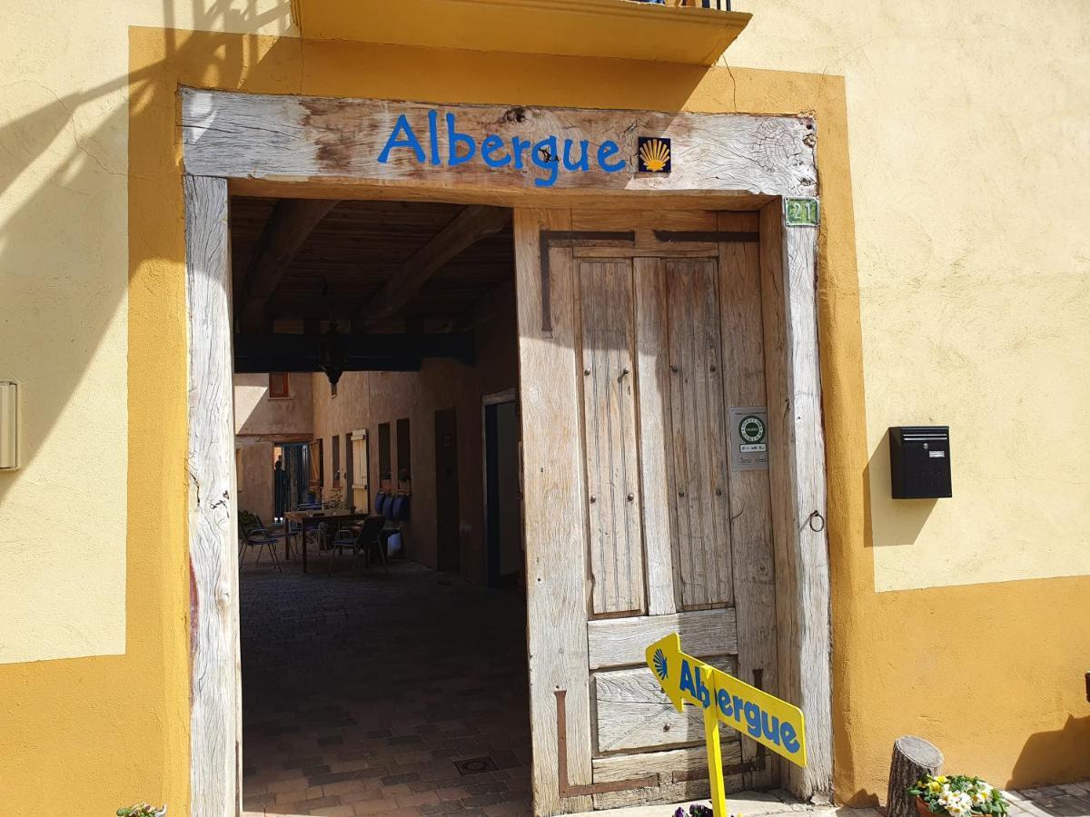 Albergue Villares De Orbigo - Solo Para Peregrinos Buitenkant foto